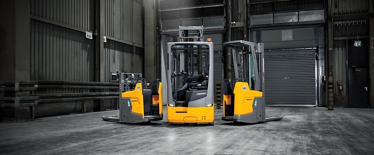 Stage Lithium-Ion Trucks