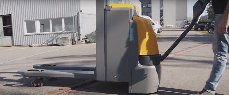 Initialhub – Rampen und Absätze überwinden