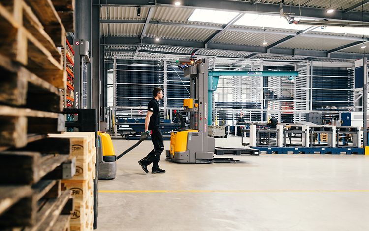 stage case study metallform