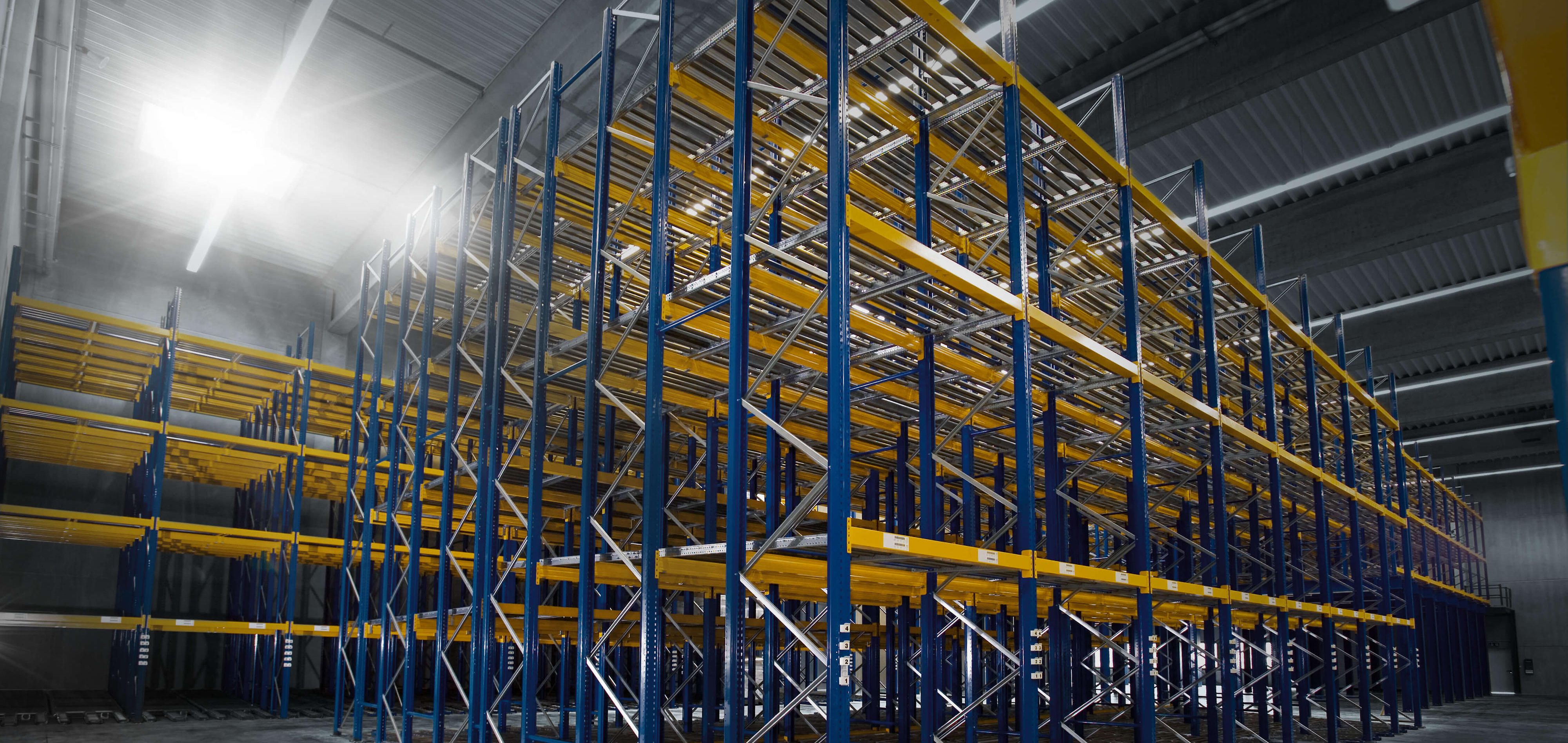 Dynamic pallet storage