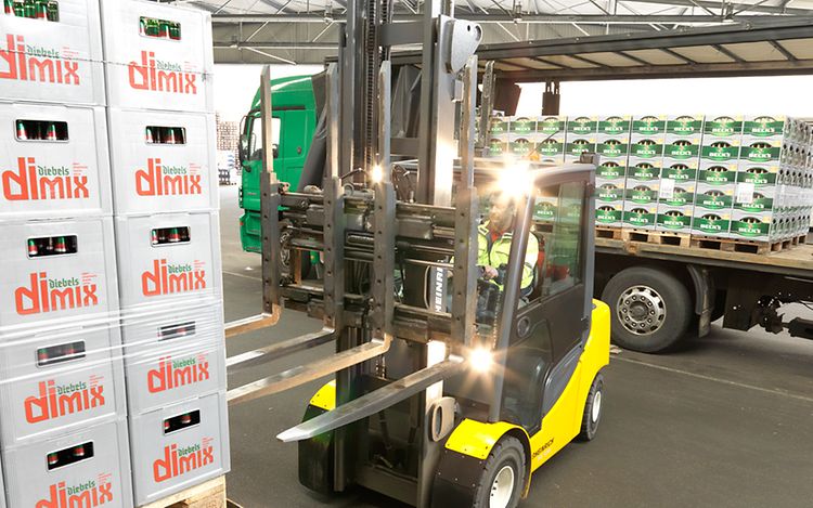 Stage Gross und Klein Getränke