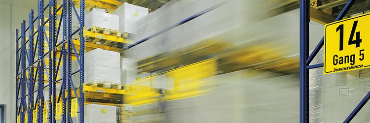 Powered Mobile racking system_[MAM-12245]