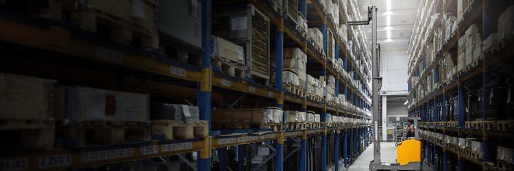 Location chariot à mât rétractable