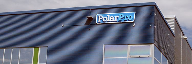 PolarPro Logistiikka Oy varasto ja logo