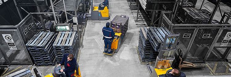 Przewóz towarów w magazynie