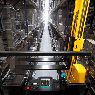 EKX im Einsatz mit Bedienpult