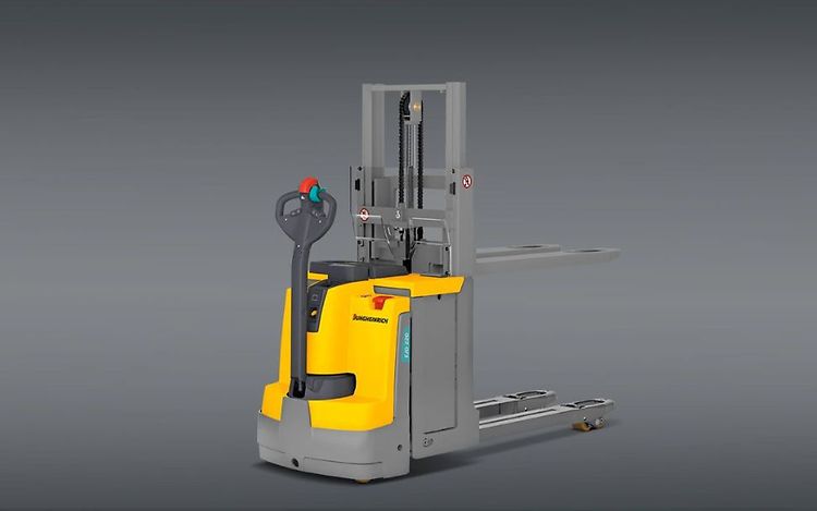 Używane wózki EJD 220