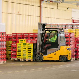 Vozíky Jungheinrich v Coca-Cole