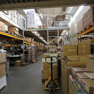 Skladové plošiny a galerie