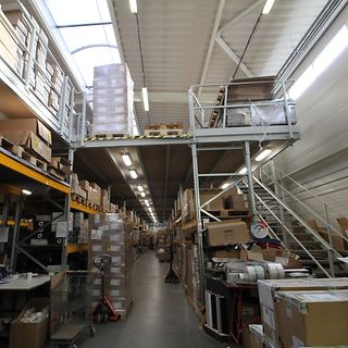 Skladové plošiny a galerie