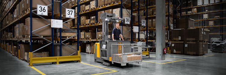 Picture Vertical order pickers Einsteiger Sicherheit