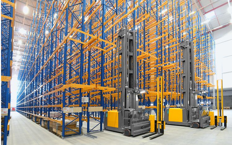 Multi-bay racking_[MAM-12662]