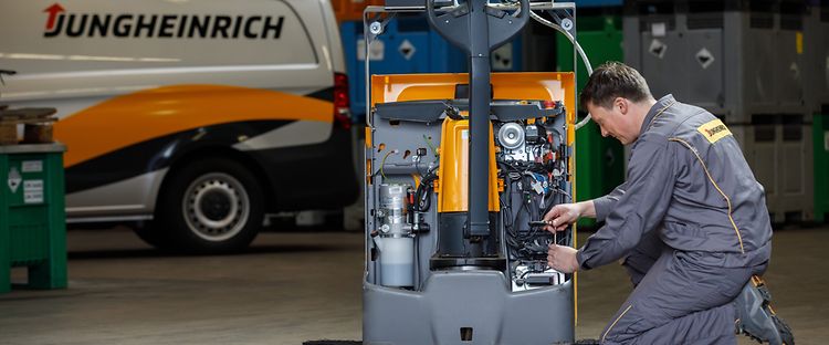 Jungheinrich brings CO2-neutral customer service