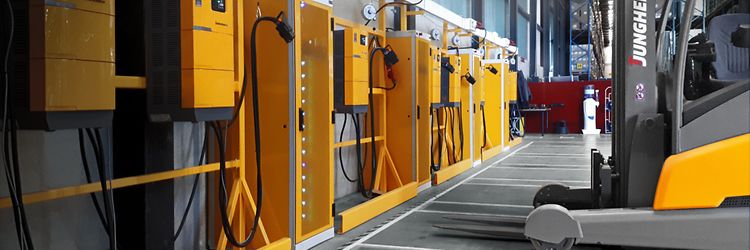 LogiMAT - Energiajärjestelmät Jungheinrichilta