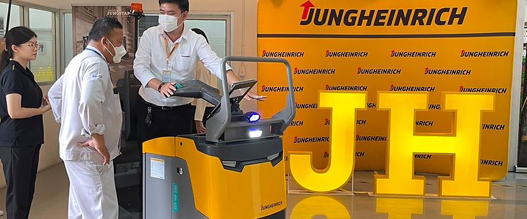 Mini Demo Easter Branch-001