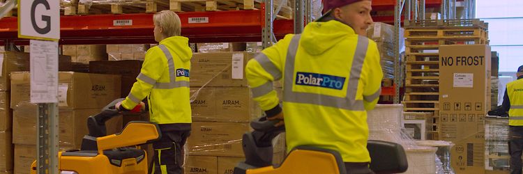 Jungheinrich pallyftare körs på Polarpros lager
