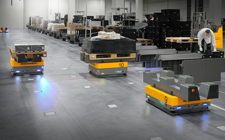 Jungheinrich Mobile Industrial Robots
