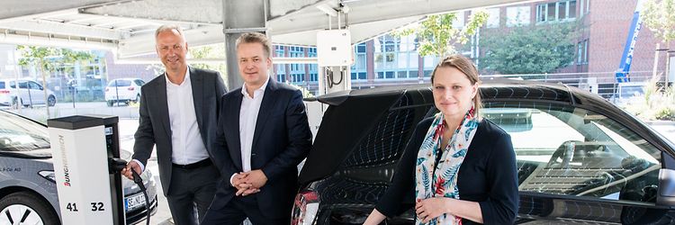 Jungheinrich opens Hamburg's largest solar car parking space