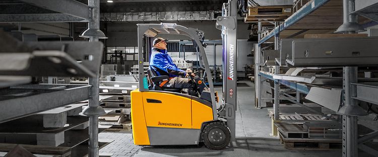 Čelní elektrický vozík EFG BA