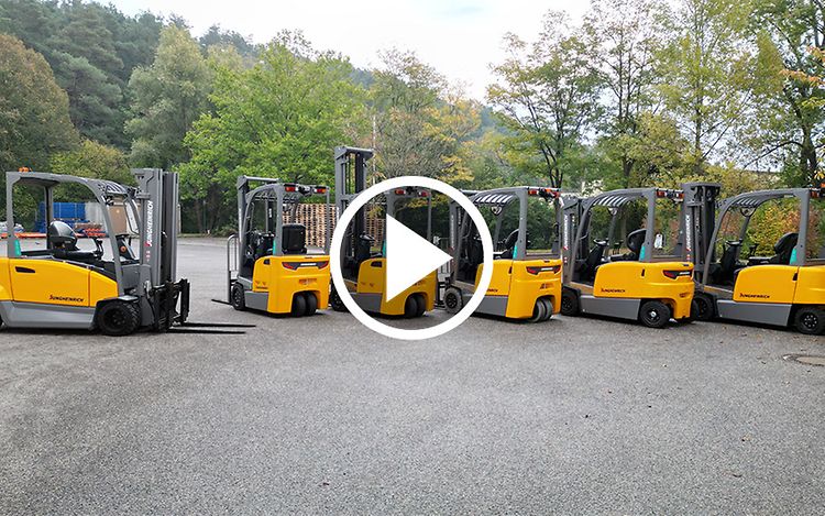 Review Logistics Inside: EFG BA en BC playbutton