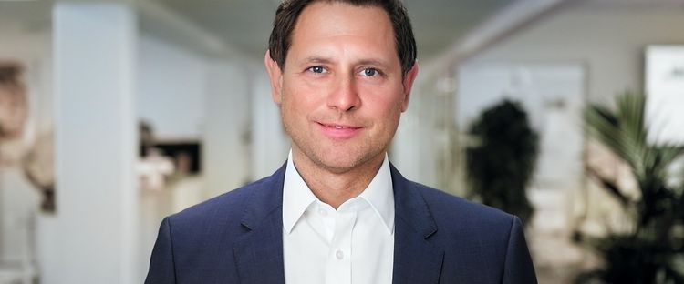 Profilbillede af ny salgsdirektør for Jungheinrich: Mikkel Sort