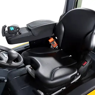 EFG-MC-330_Detail_--_seat-solo-pilot.webp