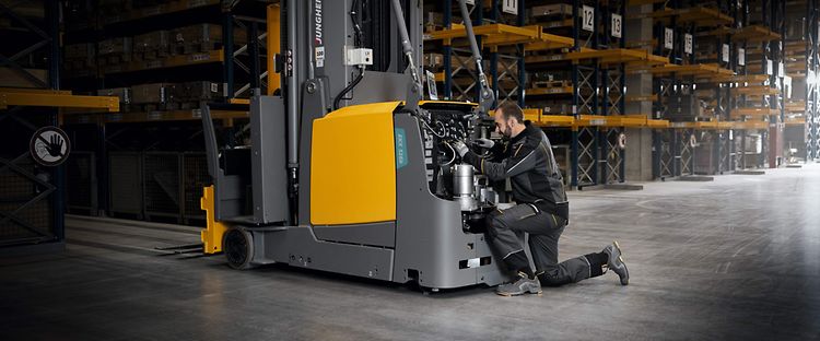 stage Jungheinrich Service Fahrzeuge