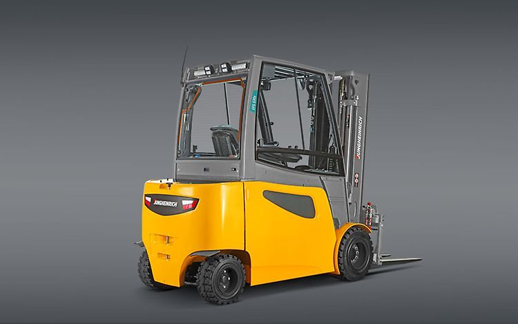 Gaffeltruck 425k-s30 fra Jungheinrich