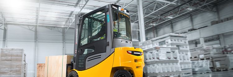 โฟล์คลิฟท์ ราคา