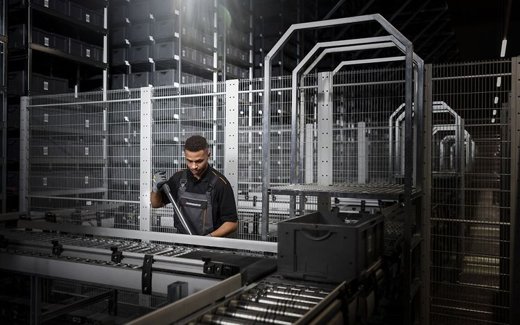 Picture 1 Behälterfrödertechnik