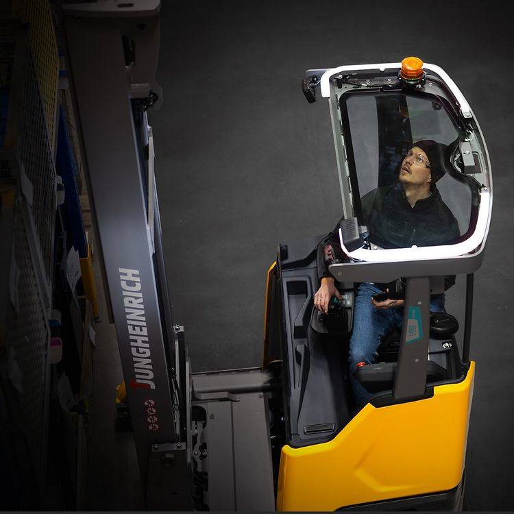 Reach Truck Comfort and safety