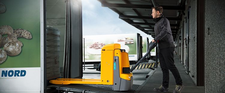 Elektrische transpallet EJE 222r