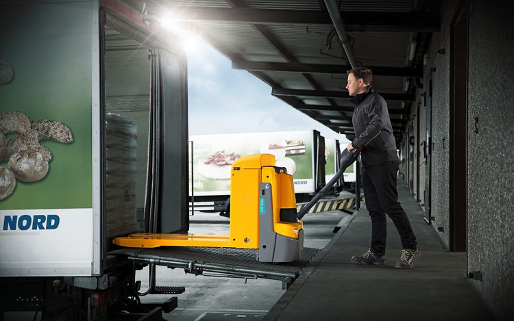 Transpalette électrique EJE 222r