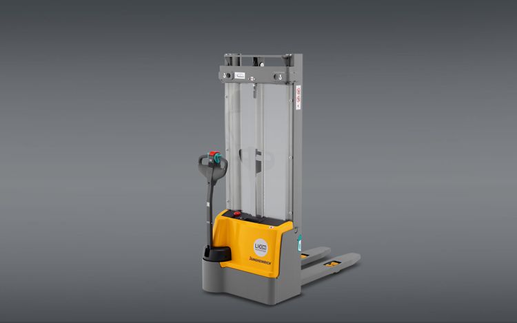 Jungheinrich EJC M10 ZT/M13 ZT: Stabler startmodel for lette varer og lidt plads