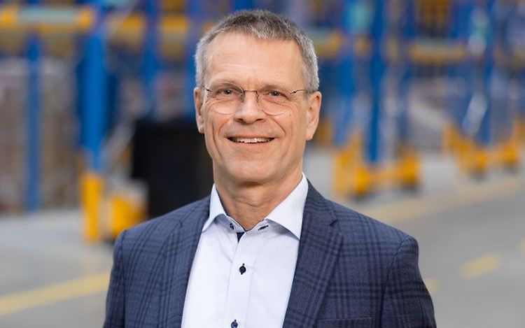 Henrik Bøgelund, Logistics Director hosNormal A/S Denmark