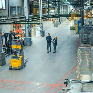 Picture 1 Gallery DB Schenker