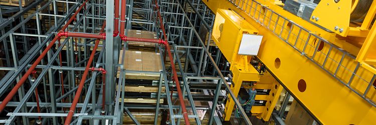 Höglager med stapelkran från Jungheinrich