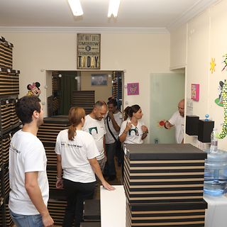 ένα παιδί, ένας κόσμος 8