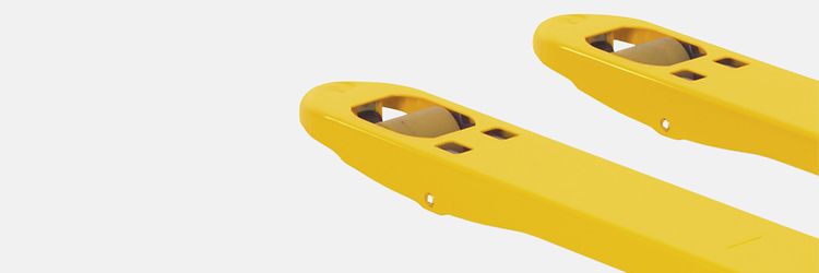 Gafflar på en pallyftare från Jungheinrich.