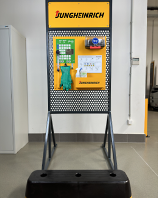 Toltoallvany kis kep1