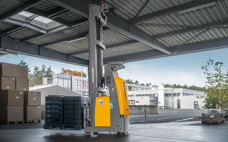 REF Warema, arculee s, EKS215a_66141