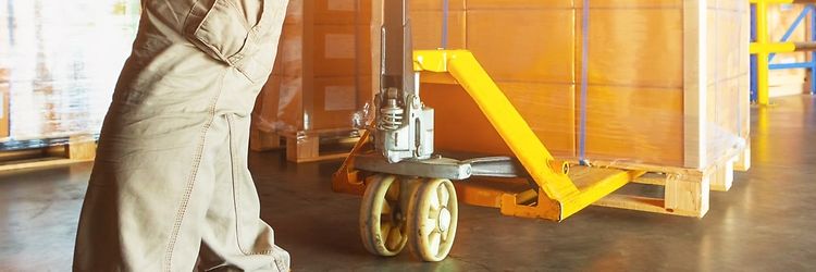 Ręczne wózki paletowe objęte dofinansowaniem z ZUS na BHP