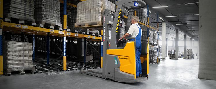 Référence Jungheinrich Dreistern Konserven GmbH & Co. KG