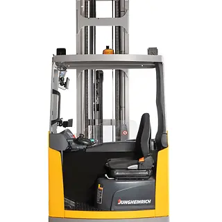 ETV-MB-MC-2022_Studio_--_1-front.webp