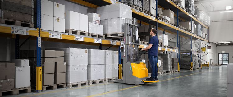 คลังสินค้า