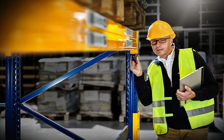 Article 06 - Rack Maintenance Photo1