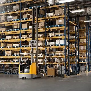 ETV-MB-MC-2022_Operation_--_warehouse-2.webp