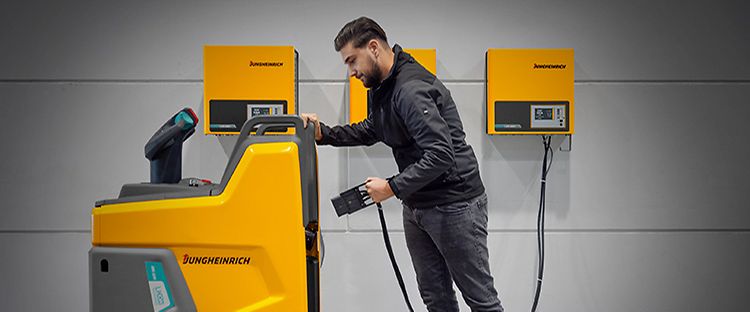 Teaser 3 Picture Used Forklifts Li-Ionen