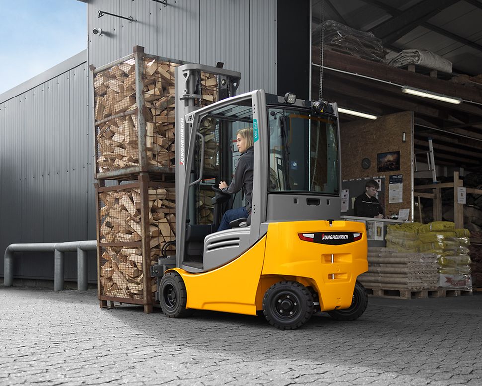 2025 Used Equipment Hero