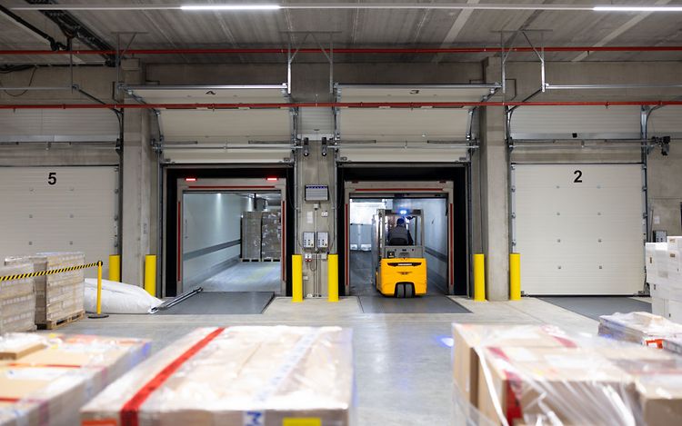 doorrijhoogte heftruck - afbeelding